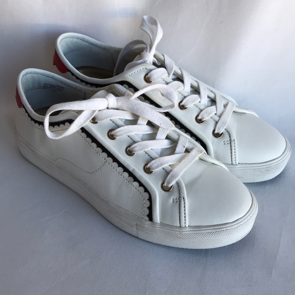 Ann Taylor white low-top leather sneakers with black and red accents, size 7.5M